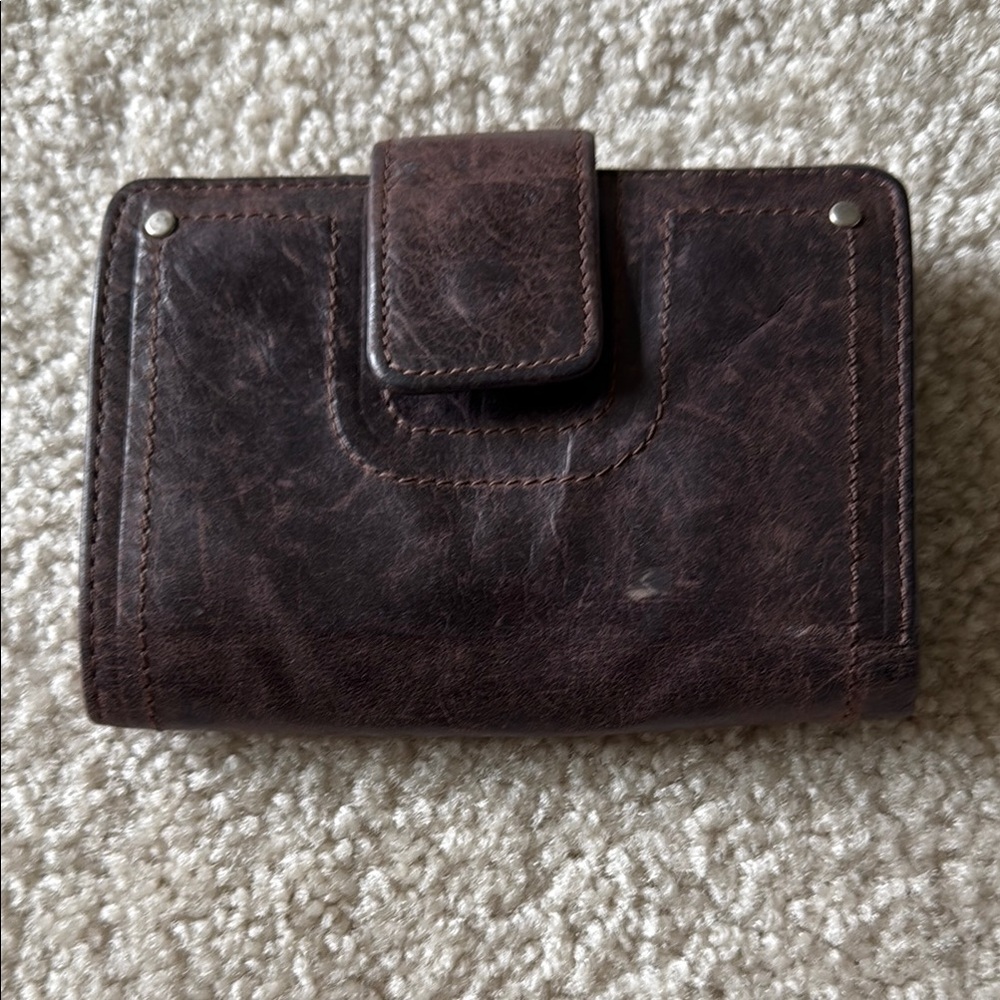 Fossil Brown Leather Wallet with Flap Closure and Stitching
